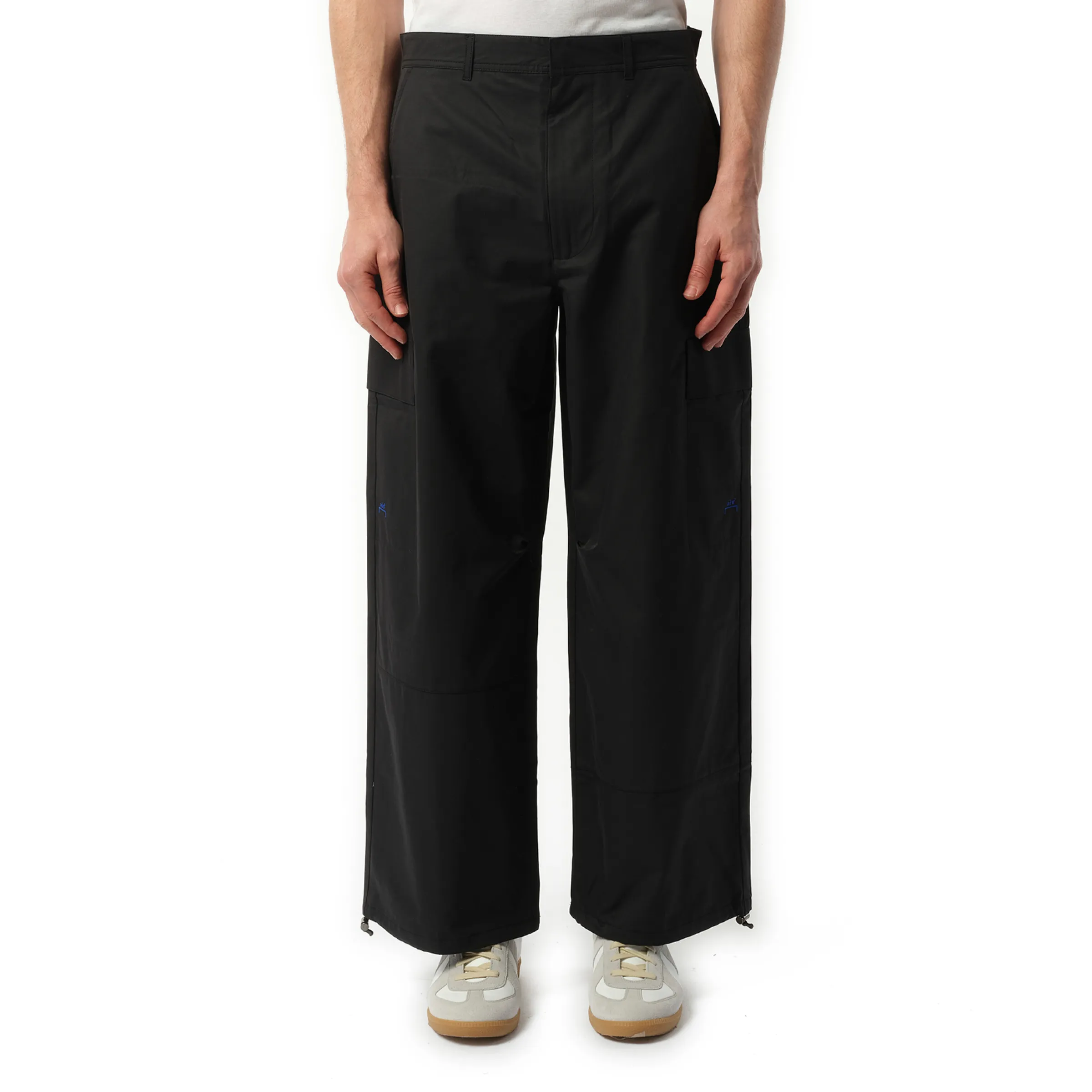 Balfron Cargo Pants in Black