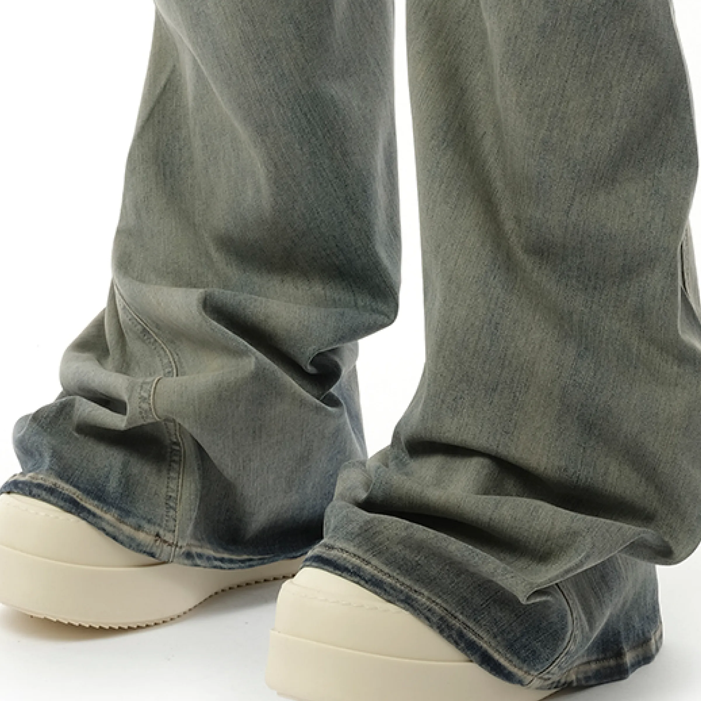 Bias Bootcut Denim Pants in Sky