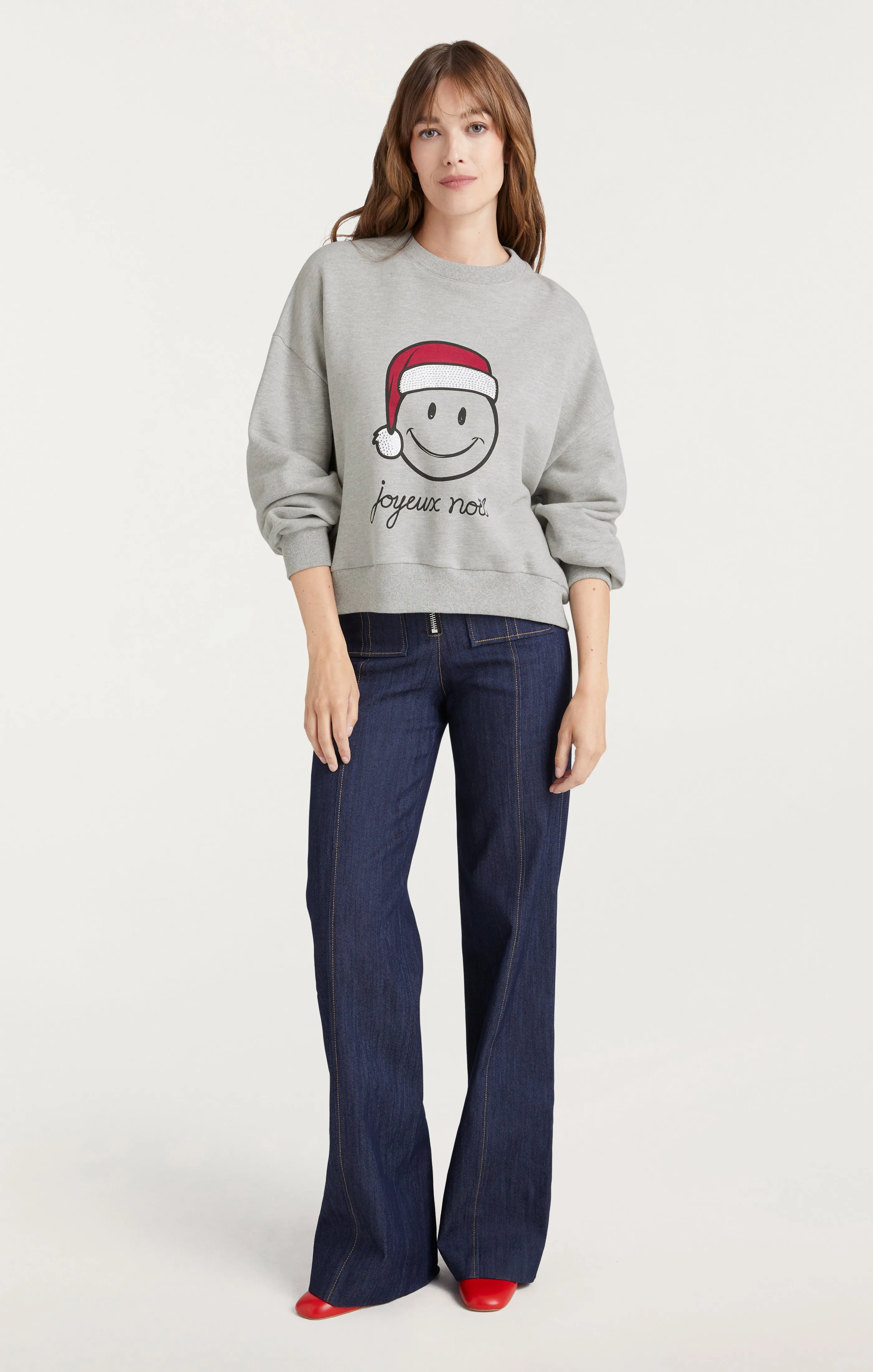 Heatset Smiley Joyeux Brandy Pullover