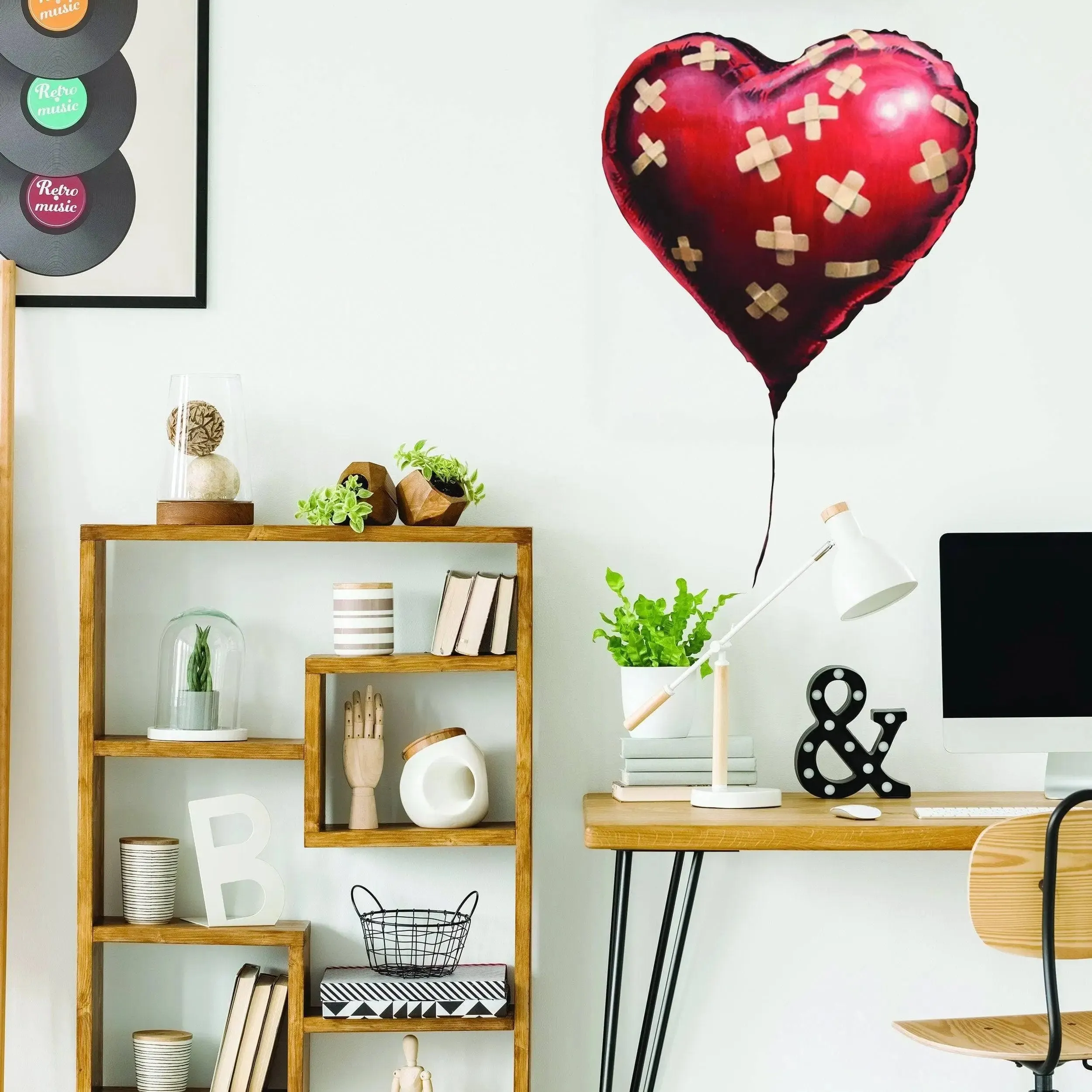 Stylish Modern Urban Chic Balloon Wall Sticker Decal for Home Decor